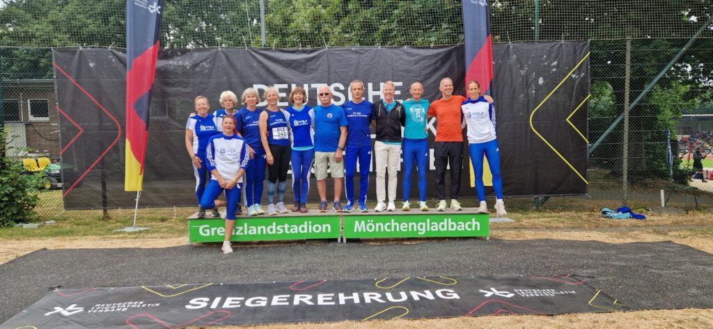 Titelbild - Masters-Team des TSV bei der DM in Mönchengladbach